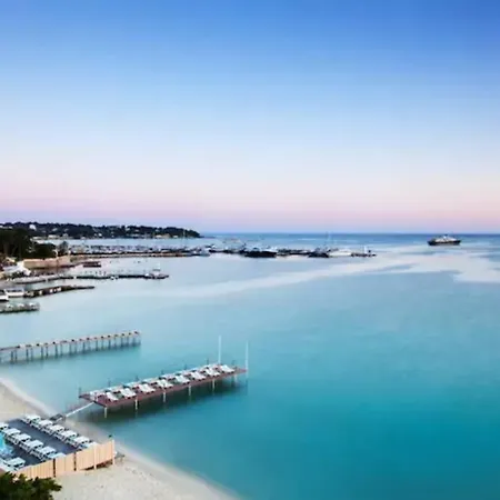Coeur De Juan, Calme, 300m Plages - Easy Check-in Apartment Antibes